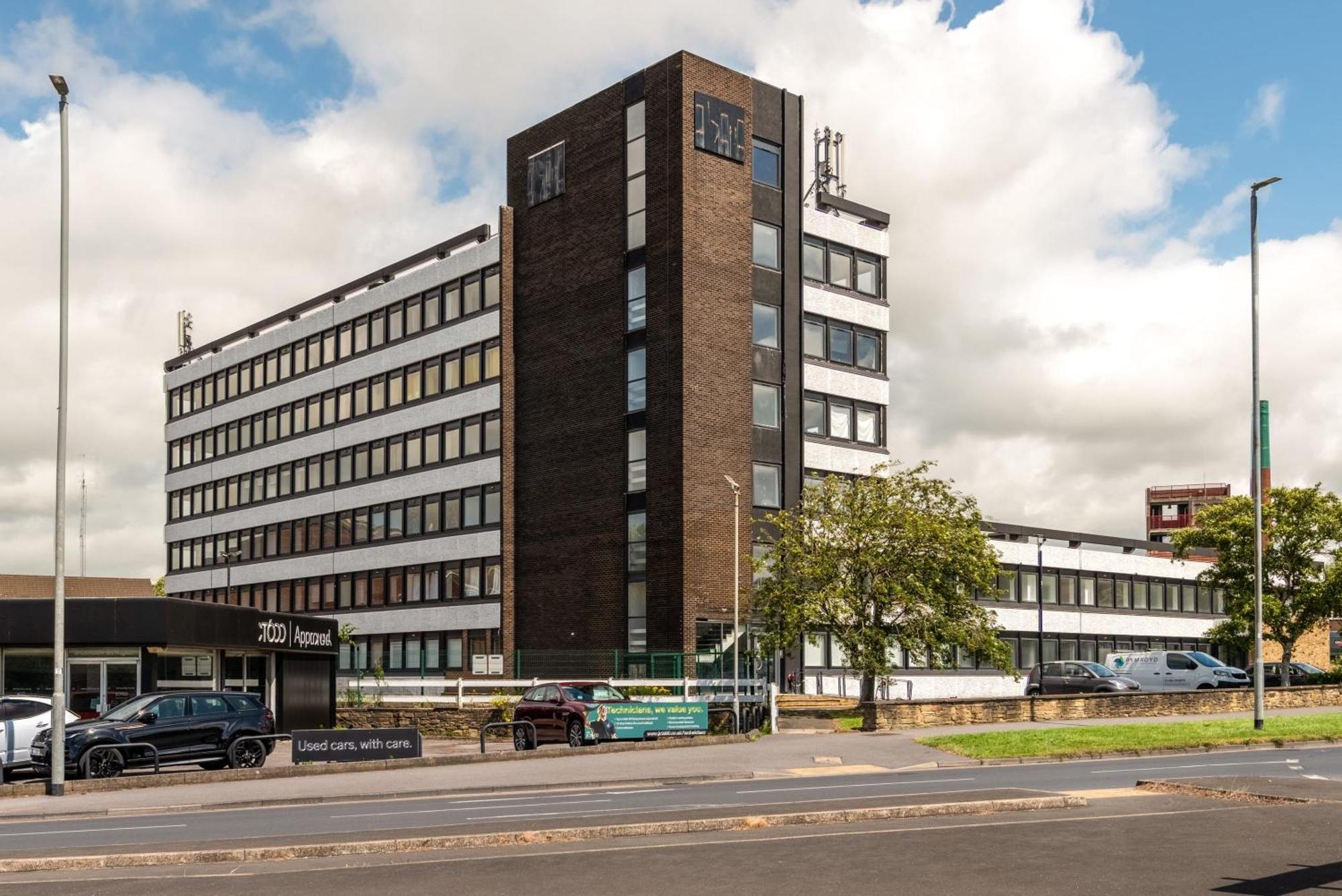 Modern & Bright 1 Bedroom Apartment In Yeadon Exterior photo